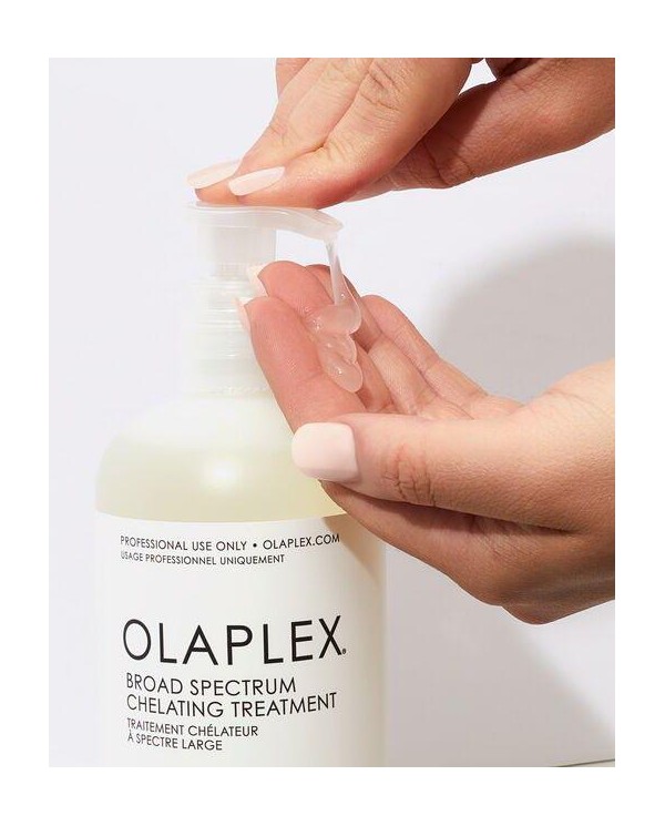 OLAPLEX BROAD SPECTRUM CHELANTING SHAMPOO 370ML